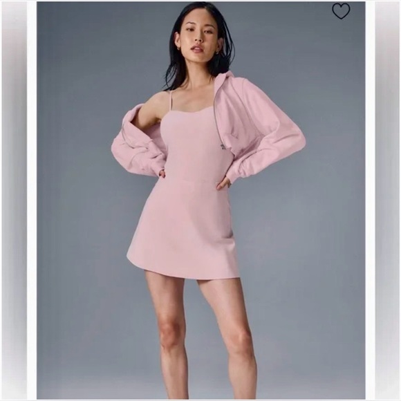 ALO YOGA - Alosoft Courtside Tennis Dress (Sugarplum) - Picture 2 of 13